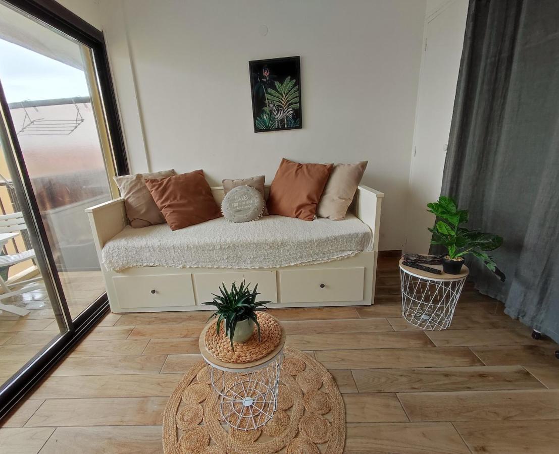 Beau studio à 1 minute de la plage Canet Exterior foto